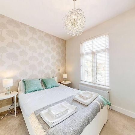 Stylish 2Bed2Bath Flat 4Min From Tube Station Villa London Eksteriør bilde